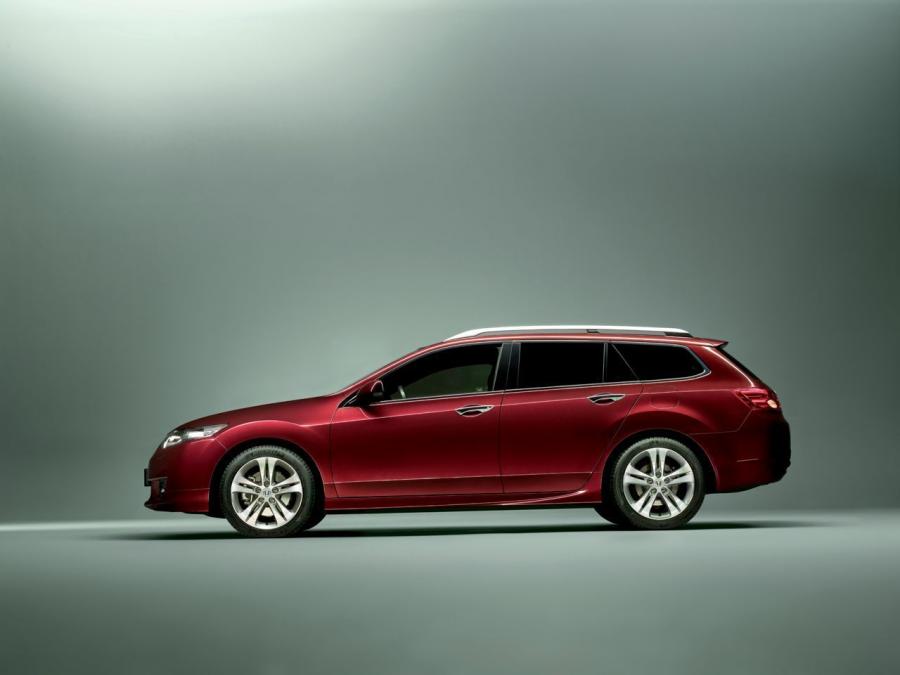 Honda Accord Tourer 2008 года  (фото 43 из 55)